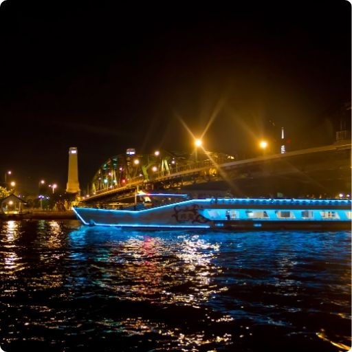 ล่องเรือดินเนอร์