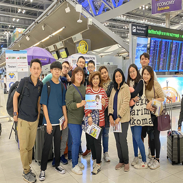 ประทับใจตั้งเเต่ตอนส่งกรุ๊ป ที่สนามบิน และตลอดทริปไกด์ดูแลดีจริงครับ